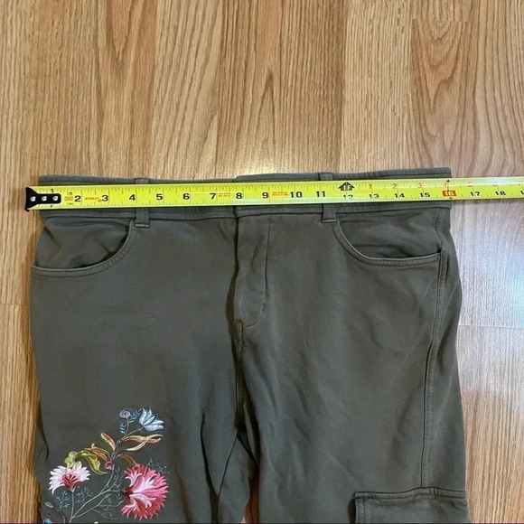 MATILDA JANE Camp Scouts Honor Pants Size Large L Embroidered Stretch Green - Picture 6 of 9